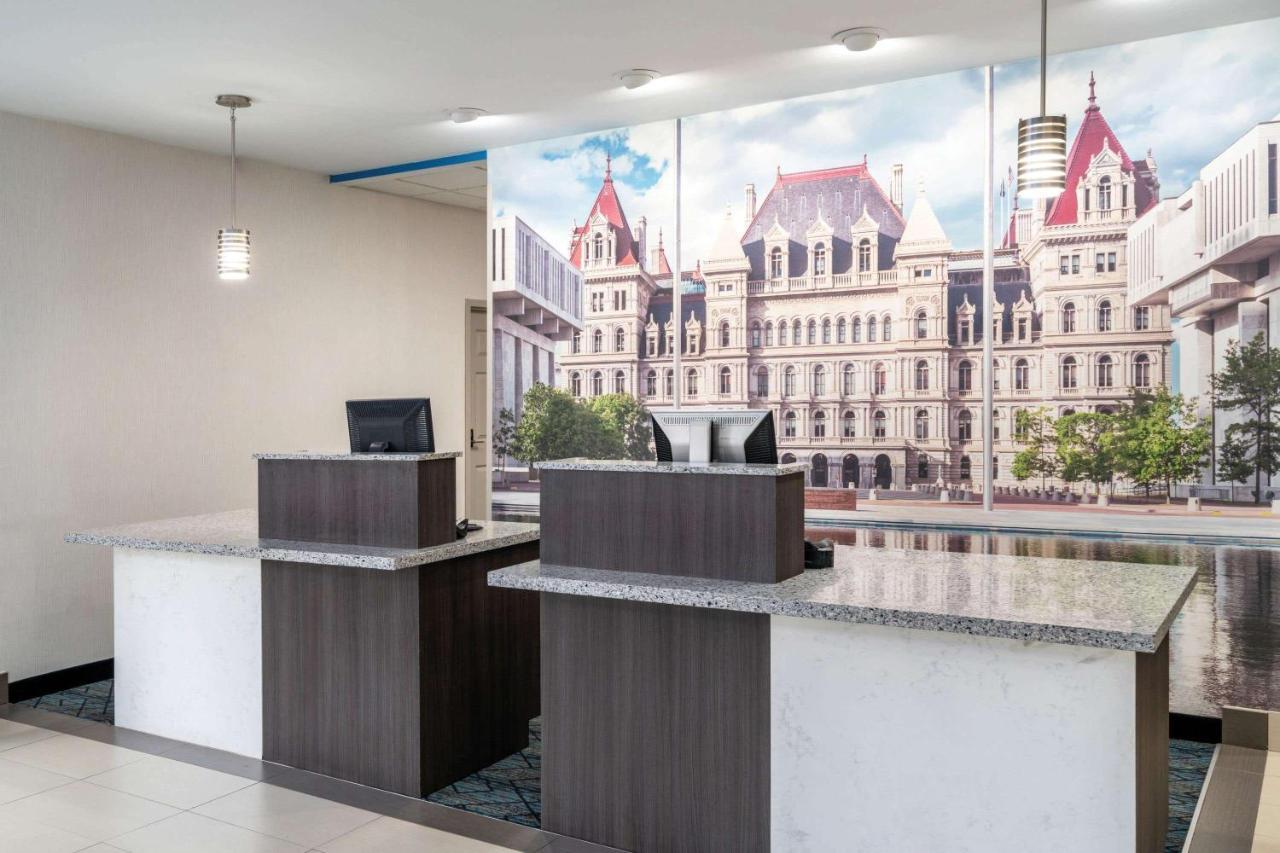 La Quinta By Wyndham Latham Albany Airport Otel Dış mekan fotoğraf